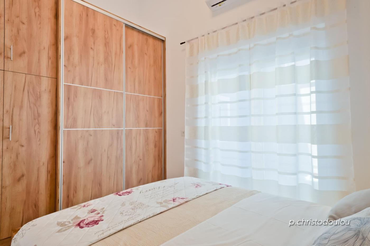 Giannis Apartments Diafani Exterior photo